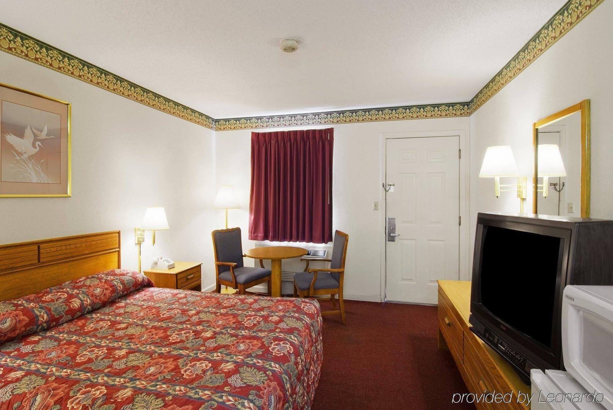 Rest Inn West Memphis Room photo